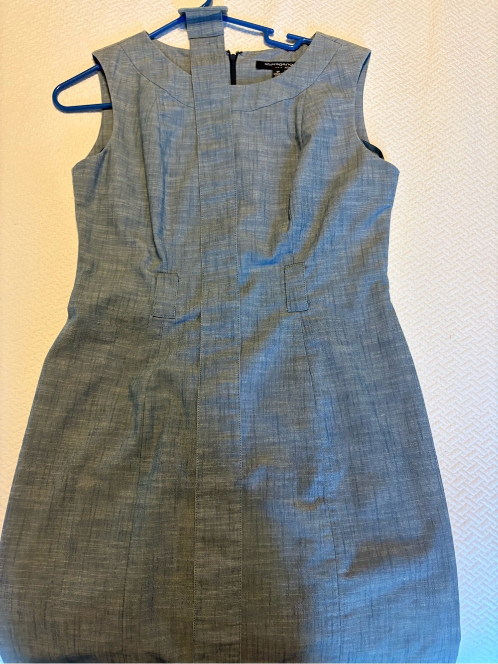 Sharagano Sleeveless Sheath Dress in Heathered Gray-Blue